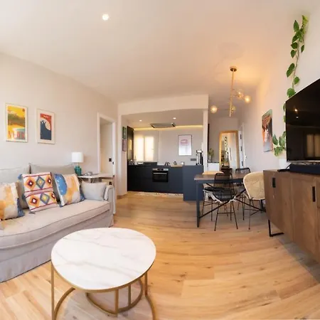 Cielo De Ha Apartment